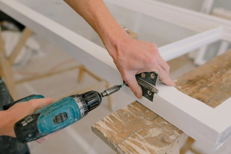 8 Critical Things to Know When You Hire a Contractor