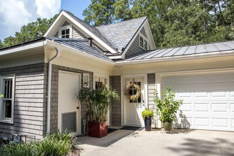 Scoop on Energy Efficient Doors